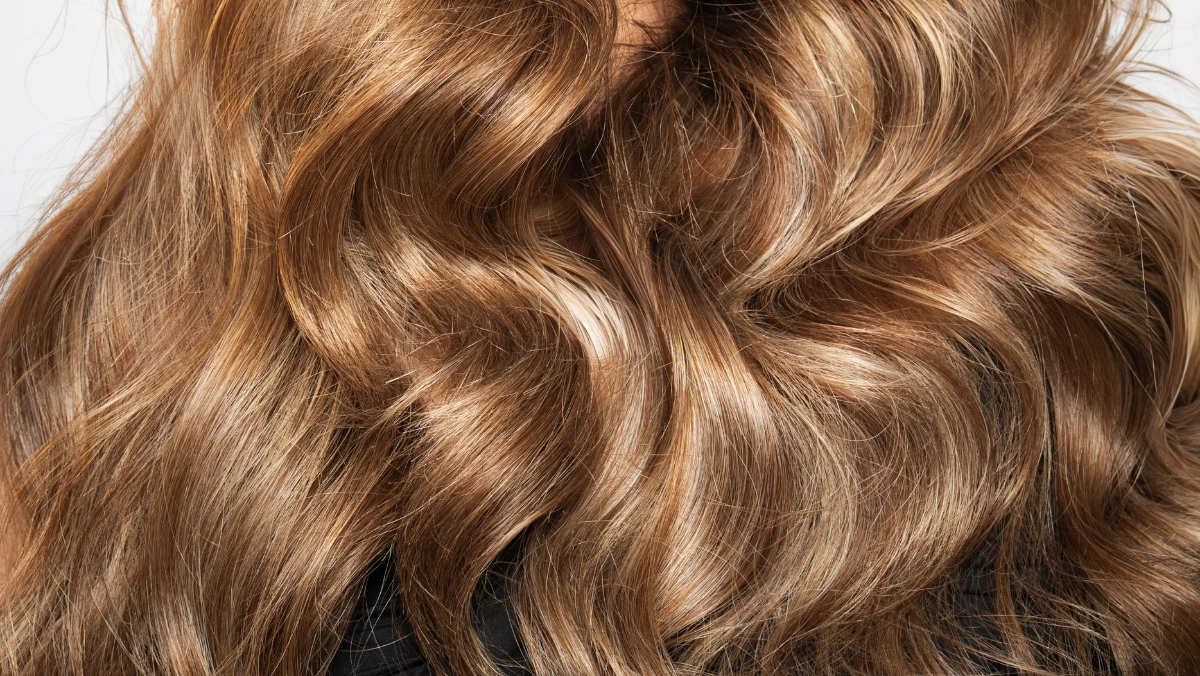 How to Maintain Smooth, Manageable Hair in Every Season