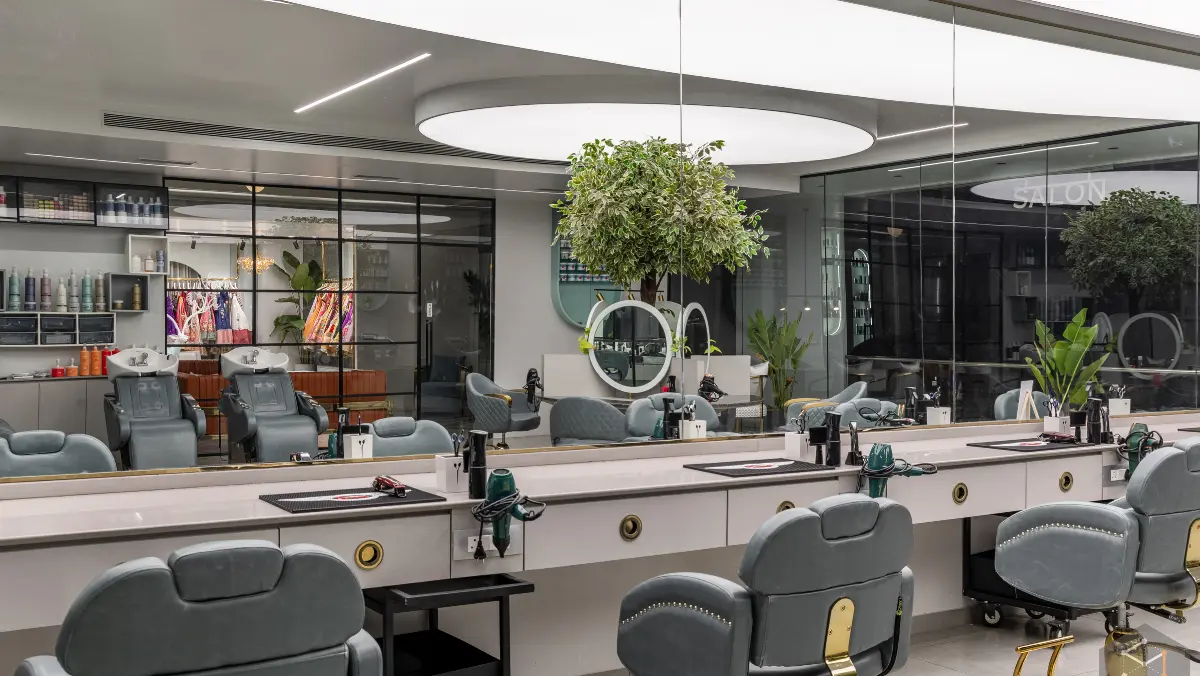 Natural Makeup Salon in Vadodara Near Me